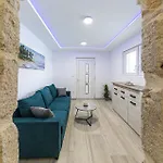 Cozy In *